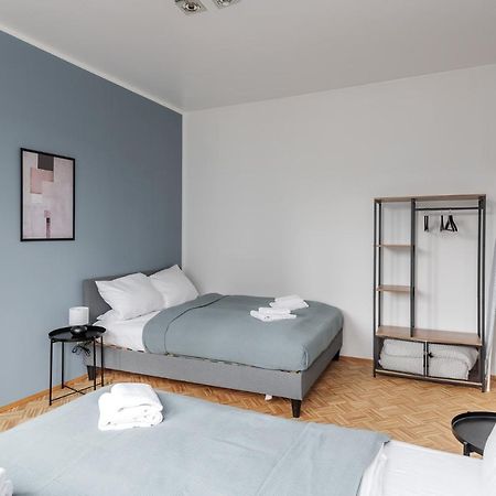 Flats 4 You, Moderne City Wohnung Naehe Hbf, Due-Messe 20 Min, Netflix, Kueche Duisburg Buitenkant foto