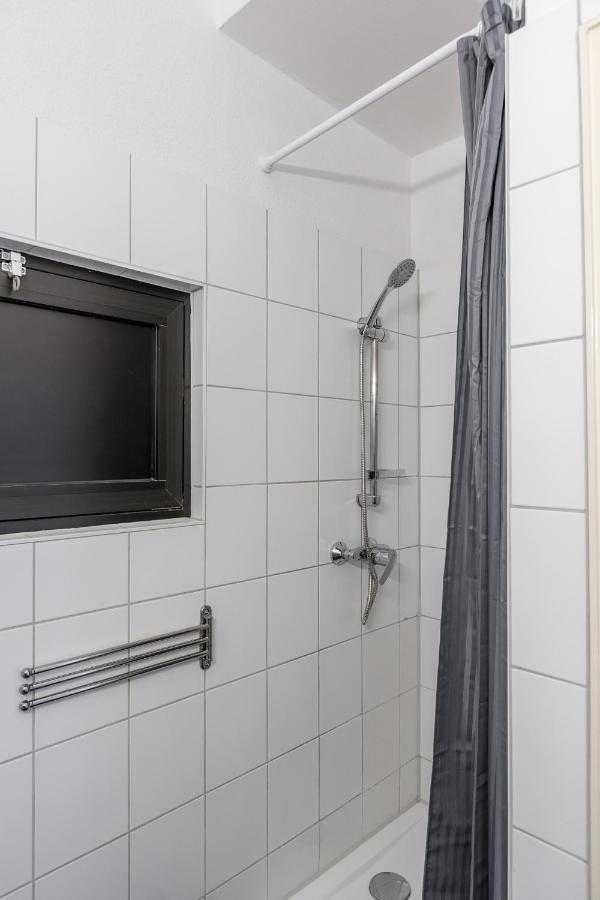 Flats 4 You, Moderne City Wohnung Naehe Hbf, Due-Messe 20 Min, Netflix, Kueche Duisburg Buitenkant foto