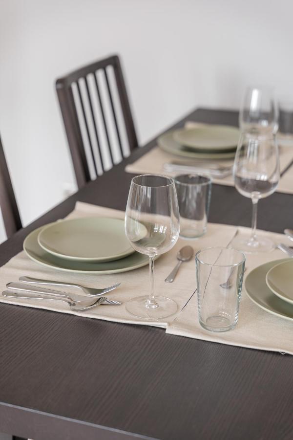 Flats 4 You, Moderne City Wohnung Naehe Hbf, Due-Messe 20 Min, Netflix, Kueche Duisburg Buitenkant foto