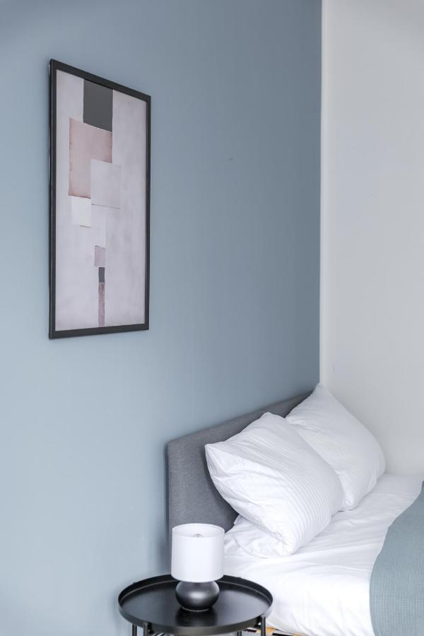 Flats 4 You, Moderne City Wohnung Naehe Hbf, Due-Messe 20 Min, Netflix, Kueche Duisburg Buitenkant foto