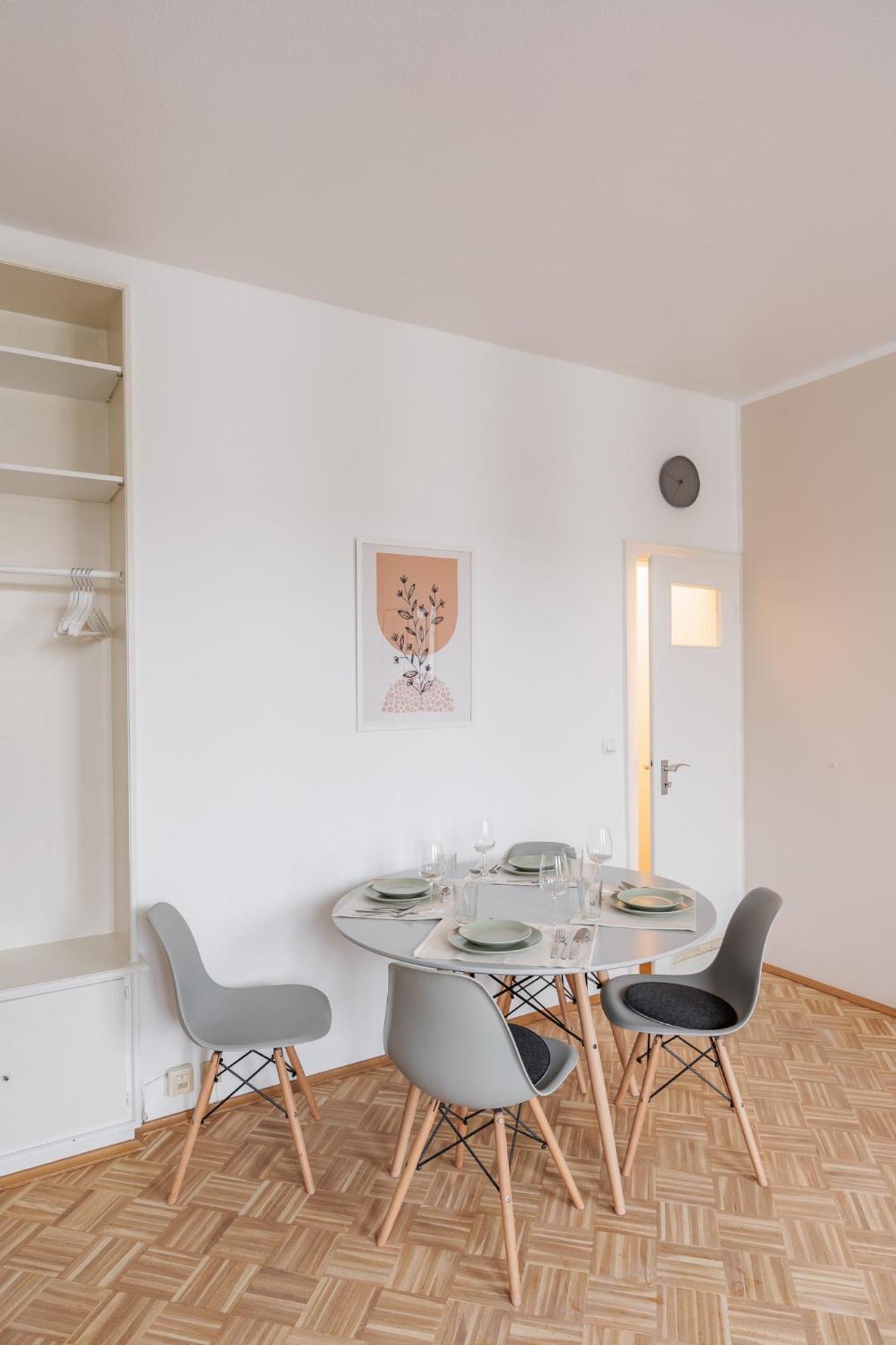 Flats 4 You, Moderne City Wohnung Naehe Hbf, Due-Messe 20 Min, Netflix, Kueche Duisburg Buitenkant foto